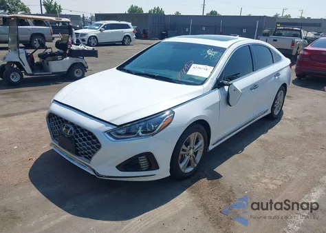 2019 Hyundai Sonata Sport z USA, uszkodzony, nr VIN 5NPE34AF3KH821199